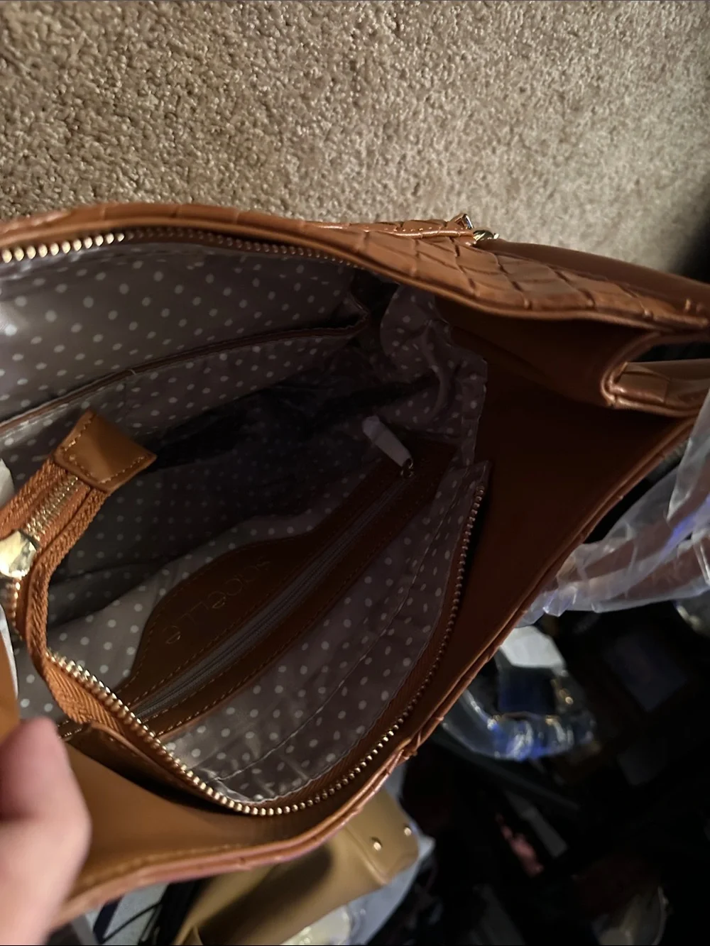 Ello purse